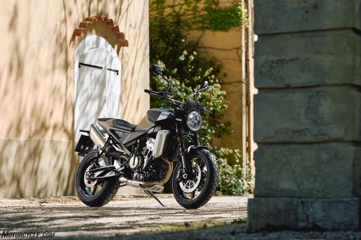 2024 husqvarna svartpilen 801 review first ride