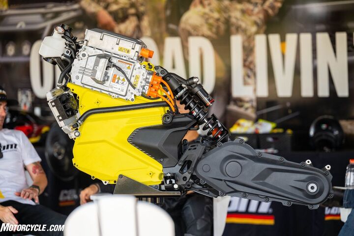 The Rotax E-Power unit is a structural design that has everything including the battery, inverter, charger, and motor bolted together. The complete assembly is liquid-cooled, with Can-Am claiming that the entire unit weighs 213 pounds.
