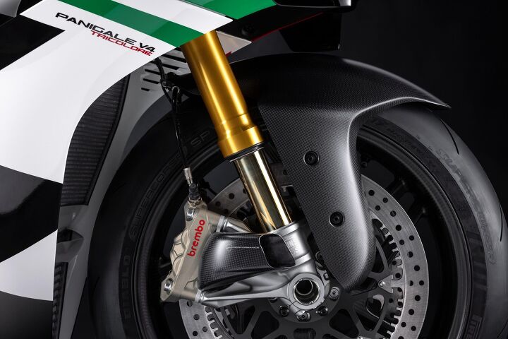 2025 ducati panigale v4 tricolore gallery