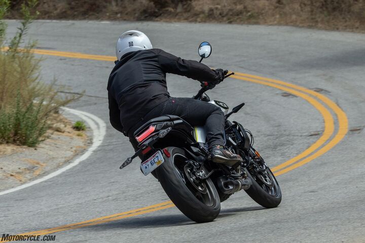 2024 husqvarna svartpilen vitpilen 401 review first ride