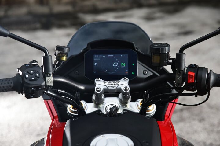 2025 moto guzzi v100 mandello range first look gallery