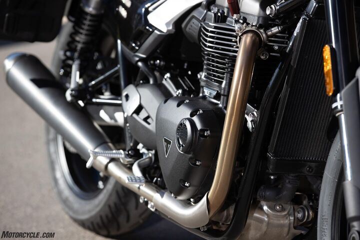 2025 triumph speed twin 900 review gallery